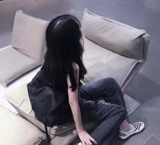 曾诗涵 - 吃糖都压不住的苦(Ziping.H ProgHouse Rmx 2025)