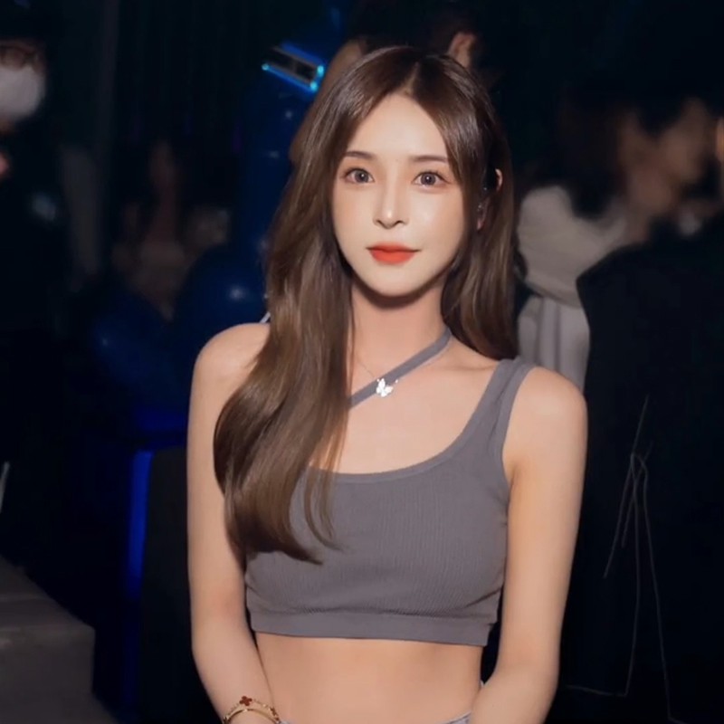 Si Bay Sday Sra  Nak Rubsia - DJ MSH Mix【越南鼓】